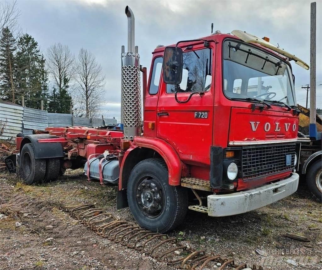 Volvo F720 吊鉤式起重車