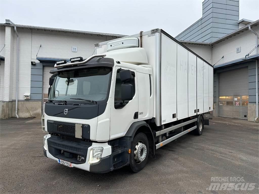 Volvo FE320 4x2 貨箱式卡車