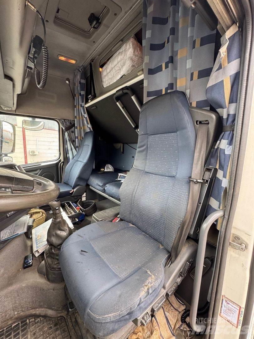Volvo FH13 起重機卡車