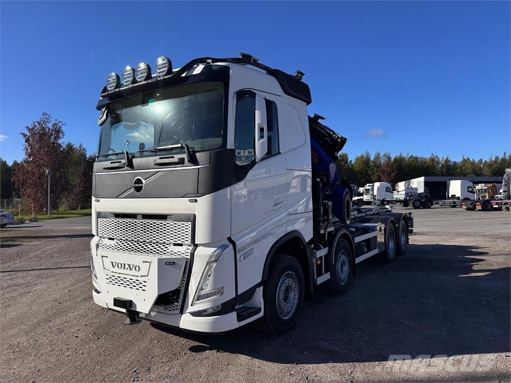 Volvo FH13 8x4 裝載起重機