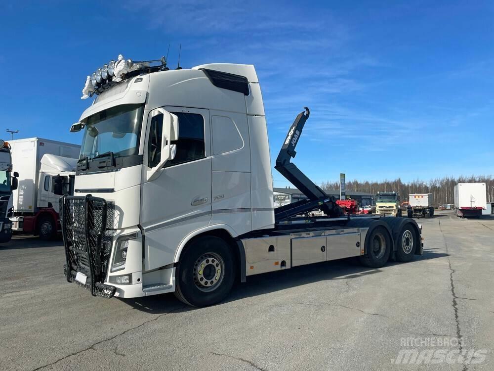 Volvo FH16 6x2 -13 吊鉤式起重車