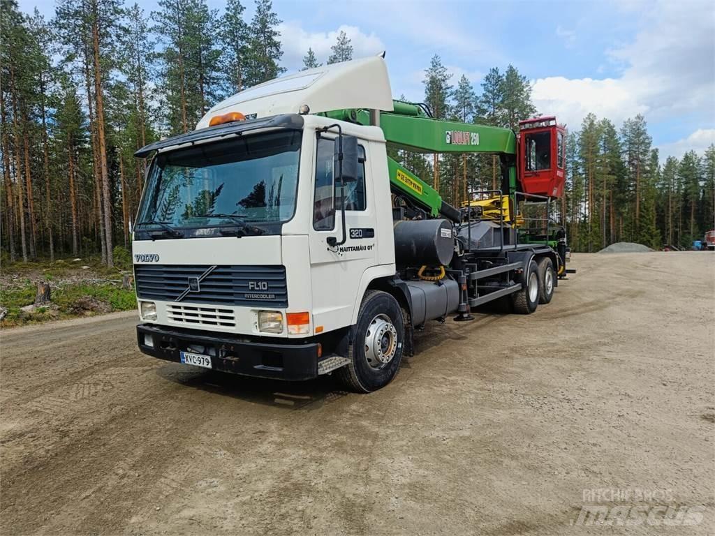 Volvo FL10 起重機卡車