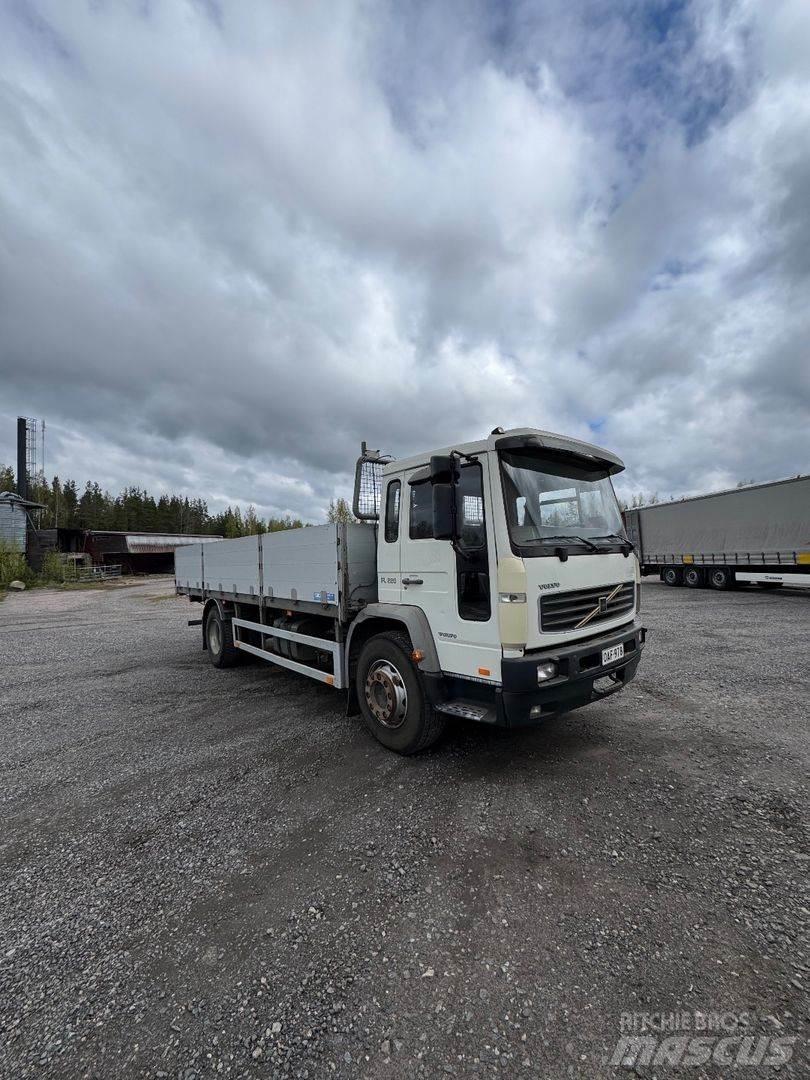 Volvo FL6 平板式/側卸式卡車