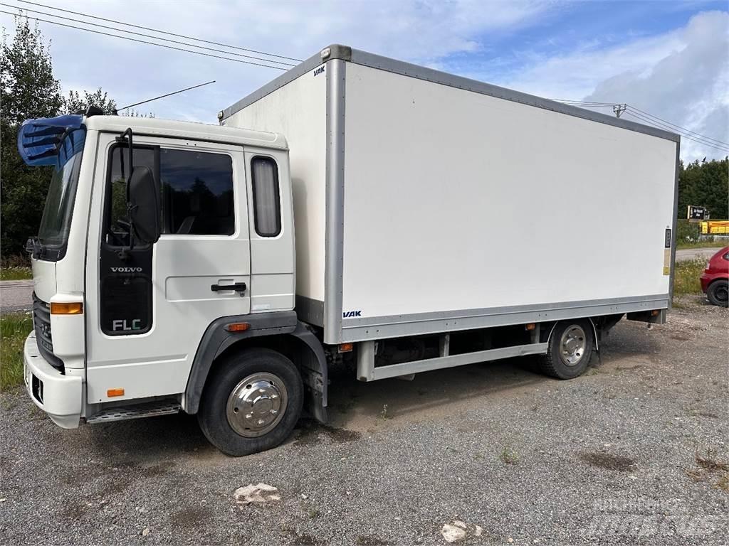 Volvo FLC 貨箱式卡車