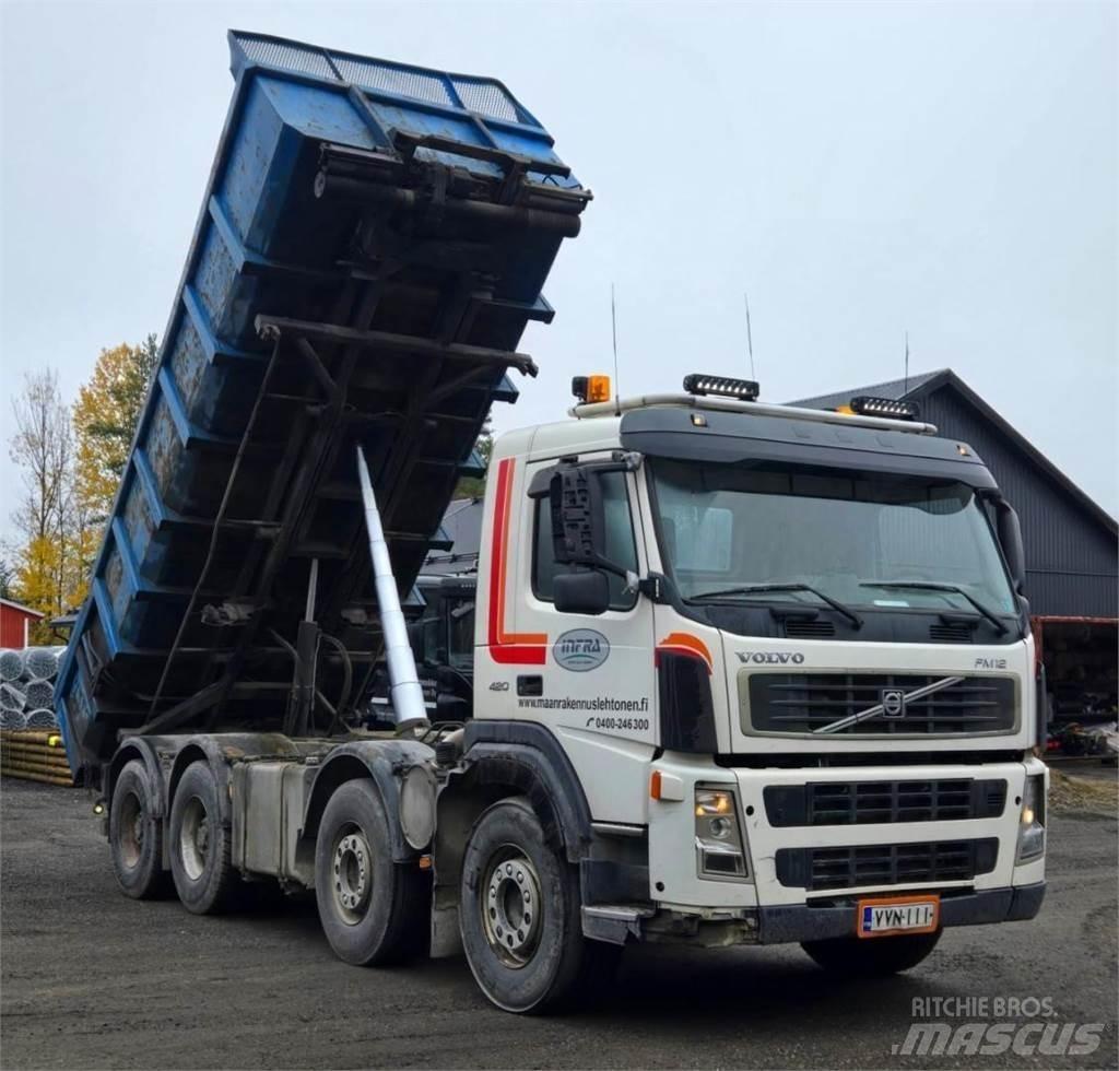 Volvo FM12 8X4 吊鉤式起重車