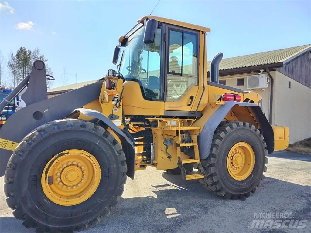 Volvo L 90 F 輪胎式裝載機