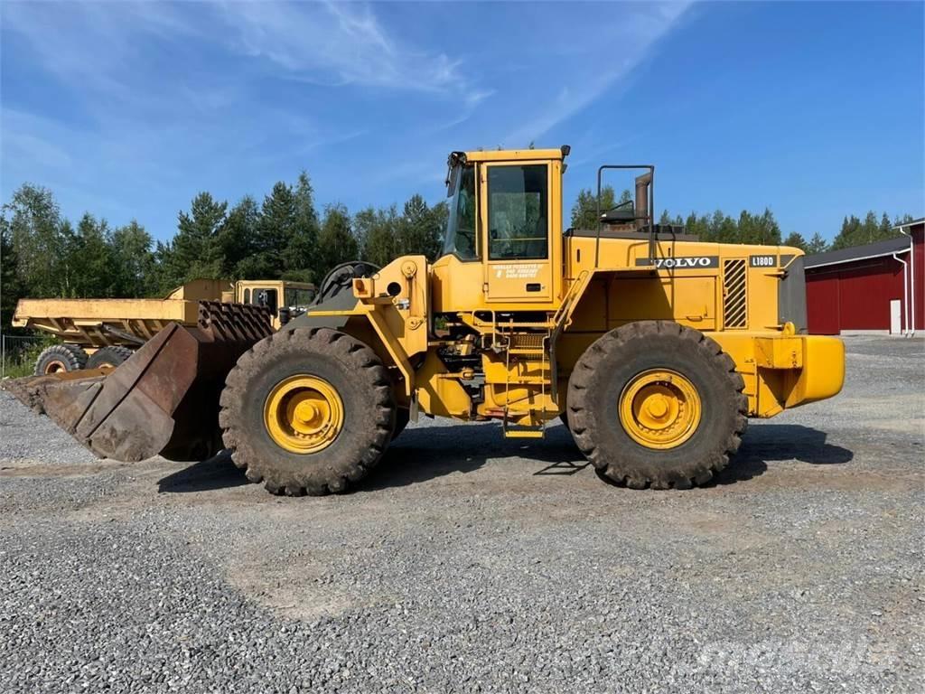 Volvo L180D 輪胎式裝載機