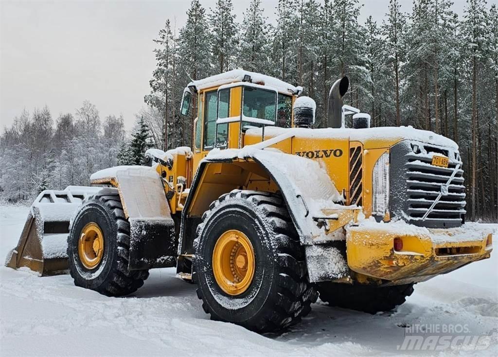 Volvo L220E 輪胎式裝載機