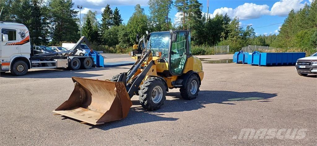 Volvo L25B-P 輪胎式裝載機
