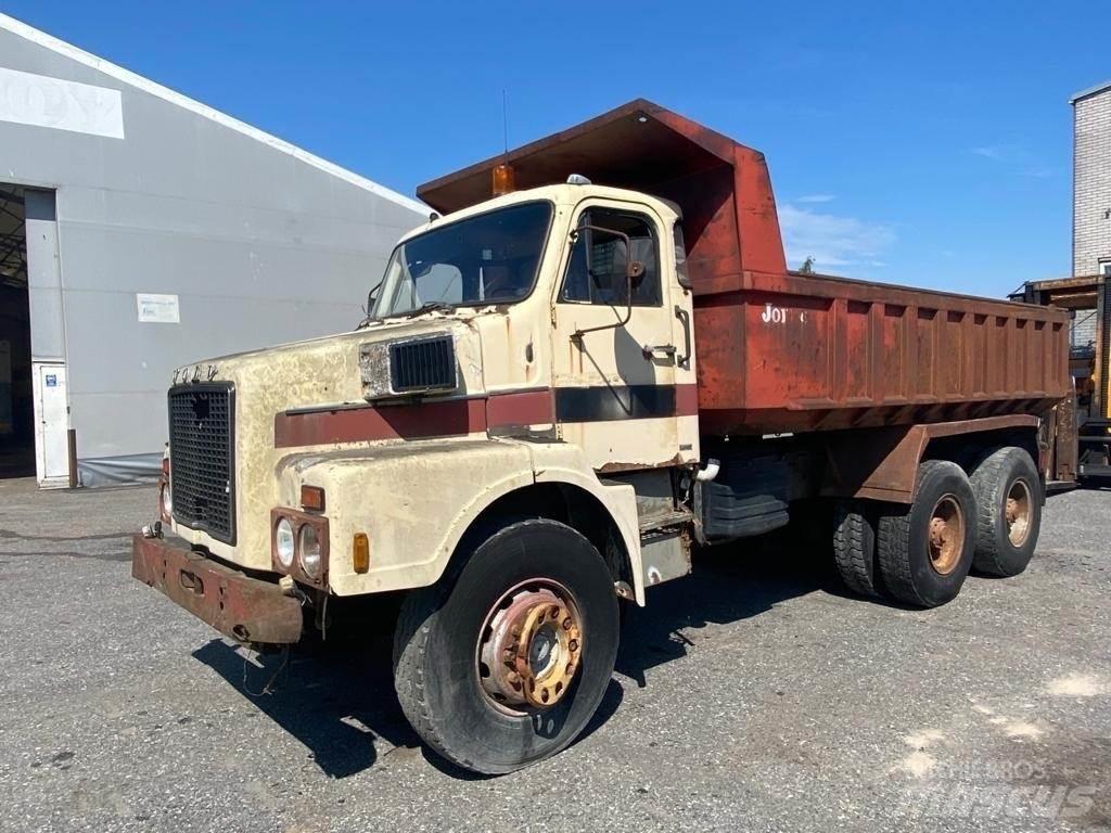 Volvo N12 6x4 傾卸式卡車