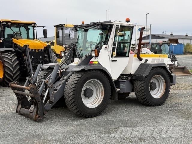 Wille 655 輪胎式裝載機