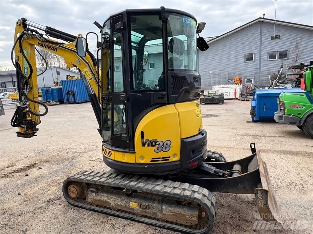 Yanmar VIO 38-U 小型挖土機/掘鑿機<7t(小型挖掘機)