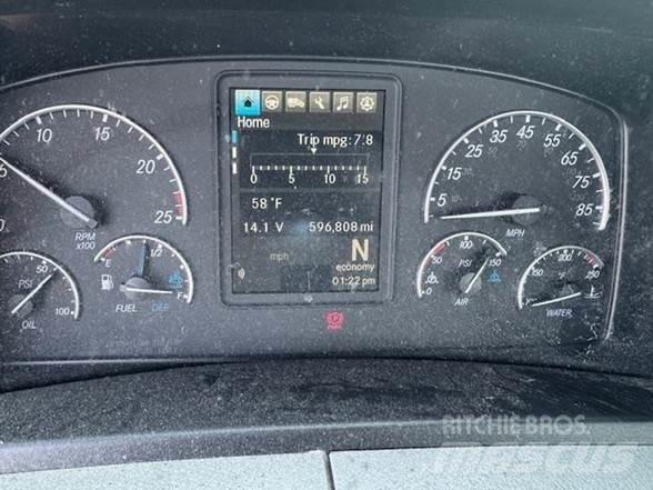 Freightliner CASCADIA 116 曳引機組件