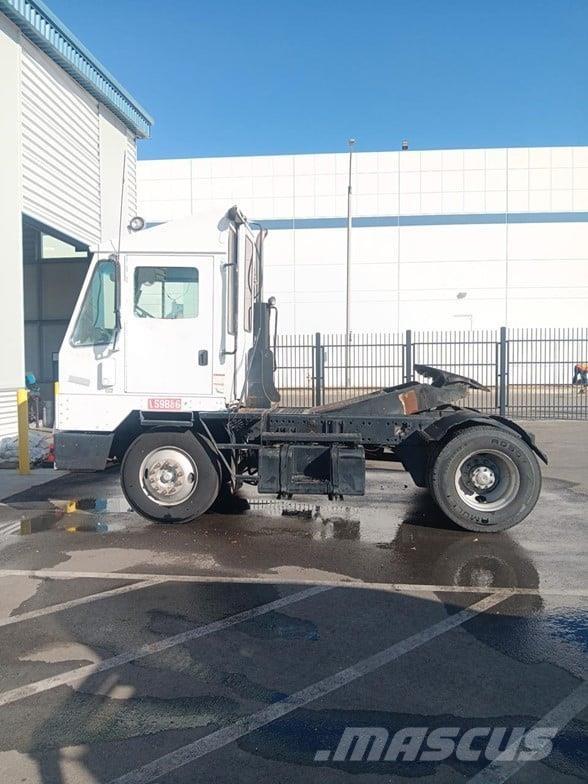 Kalmar OTTAWA 4X2 OFF-ROAD 終端式曳引機