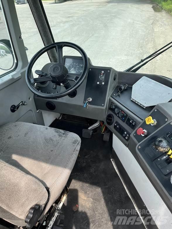 Kalmar OTTAWA T2 終端式曳引機
