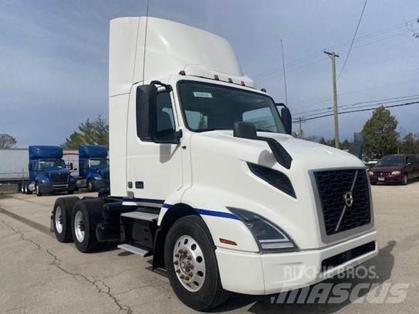 Volvo VNL64T300 曳引機組件