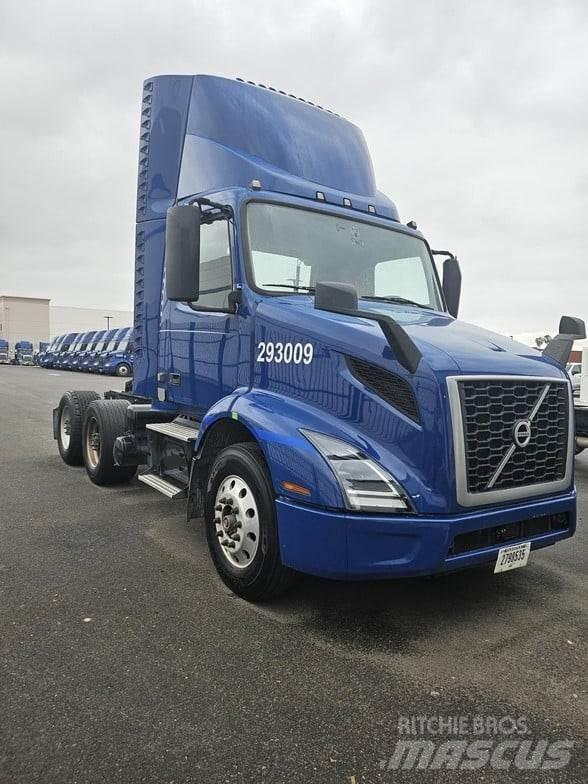 Volvo VNR64T300 曳引機組件
