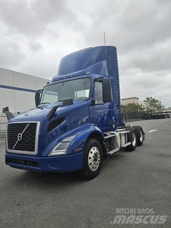 Volvo VNR64T300 曳引機組件