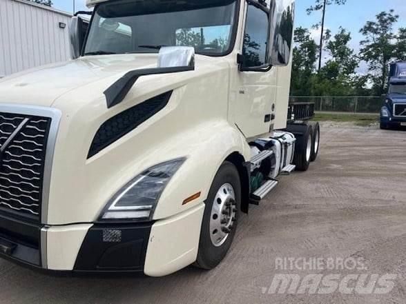 Volvo VNR64T300 曳引機組件