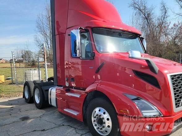 Volvo VNR64T300 曳引機組件
