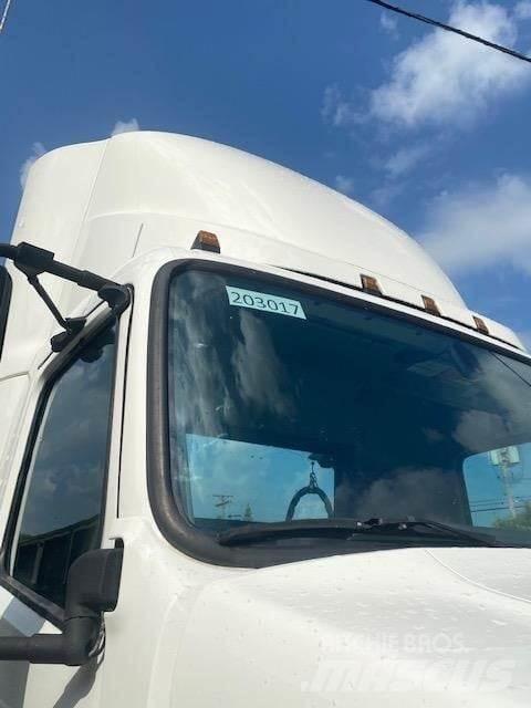 Volvo VNR64T300 曳引機組件