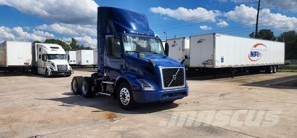 Volvo VNR64T300 曳引機組件