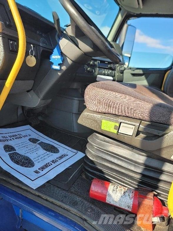 Volvo VNR64T300 曳引機組件