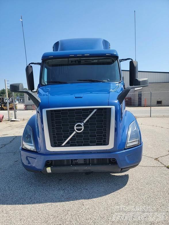 Volvo VNR64T640 曳引機組件