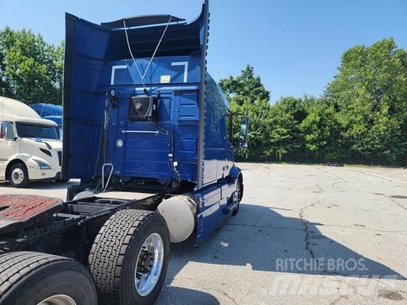 Volvo VNR64T640 曳引機組件