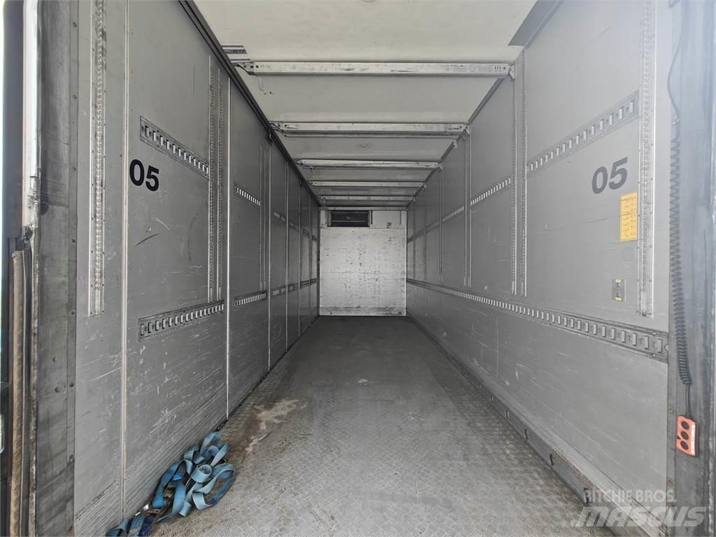 PLS SKÅP 貨箱式卡車