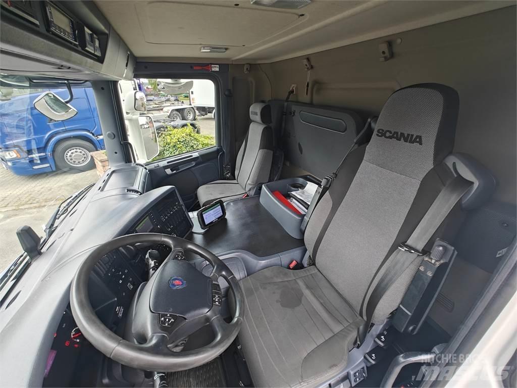 Scania P410 溫控卡車