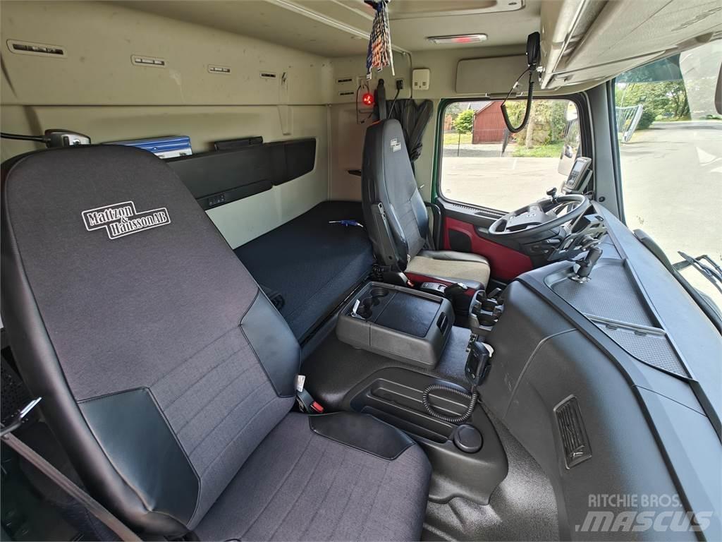 Volvo FMX460 起重機卡車