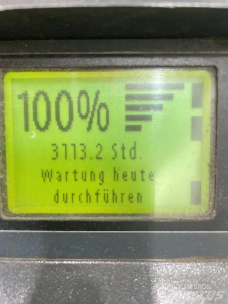 Linde D12AP-133 行走控制式堆積機