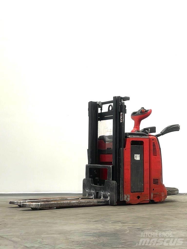 Linde D12HPAP-133 行走控制式堆積機