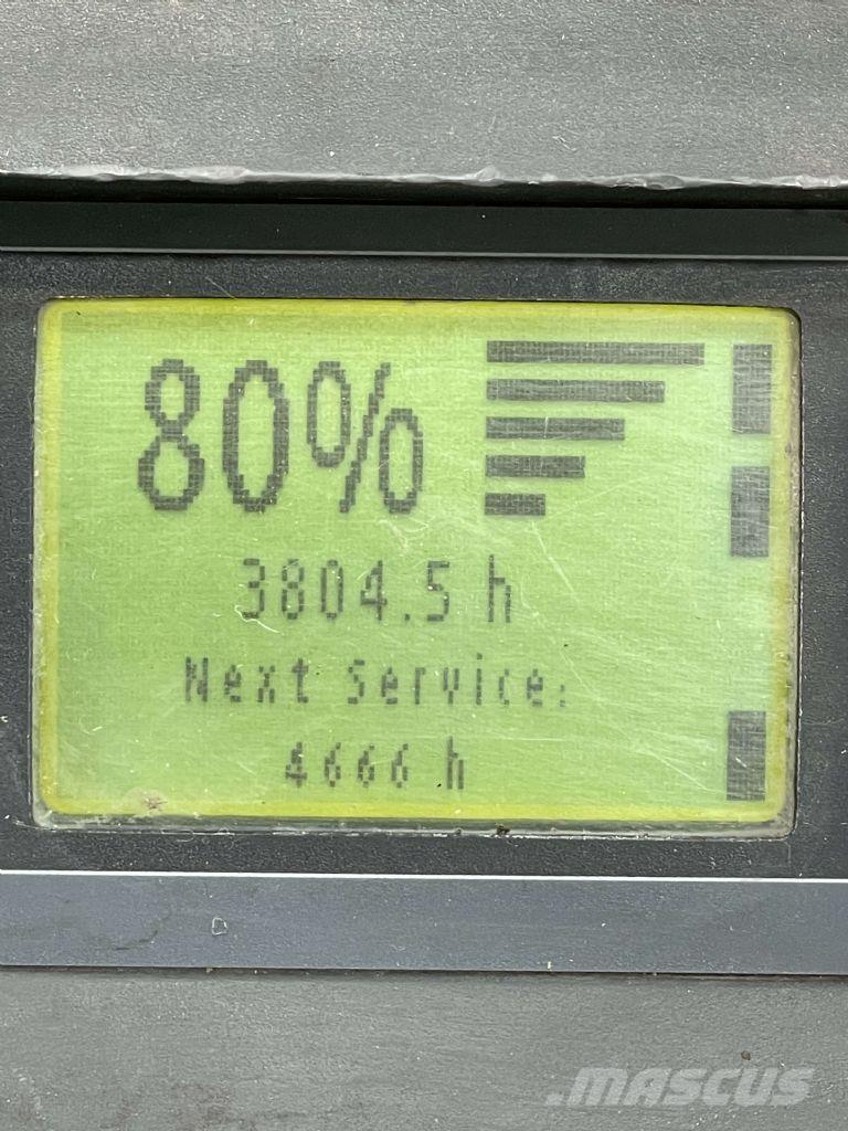 Linde D12HPAP-133 行走控制式堆積機