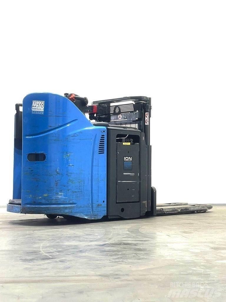 Linde D12HPSP-133 行走控制式堆積機