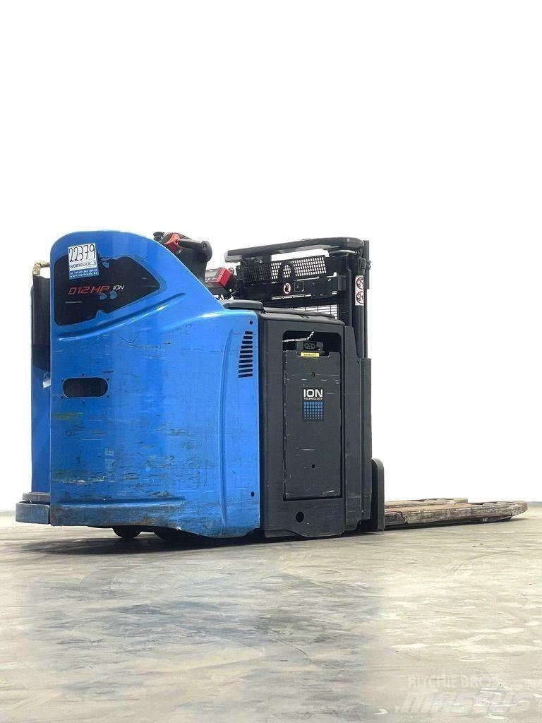 Linde D12HPSP-133 行走控制式堆積機