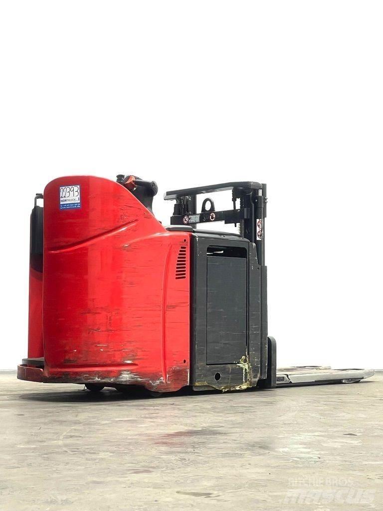 Linde D12HPSP-133 行走控制式堆積機