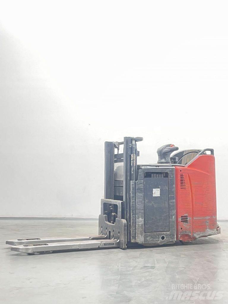 Linde D12HPSP-133 行走控制式堆積機