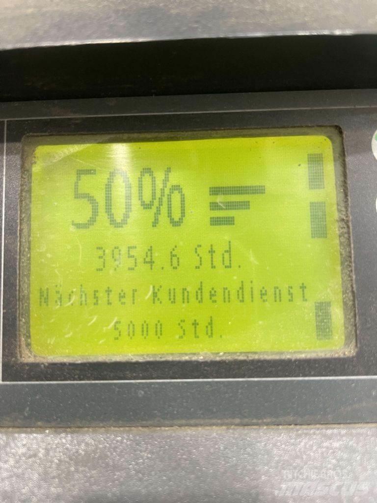 Linde D12HPSP-133 行走控制式堆積機