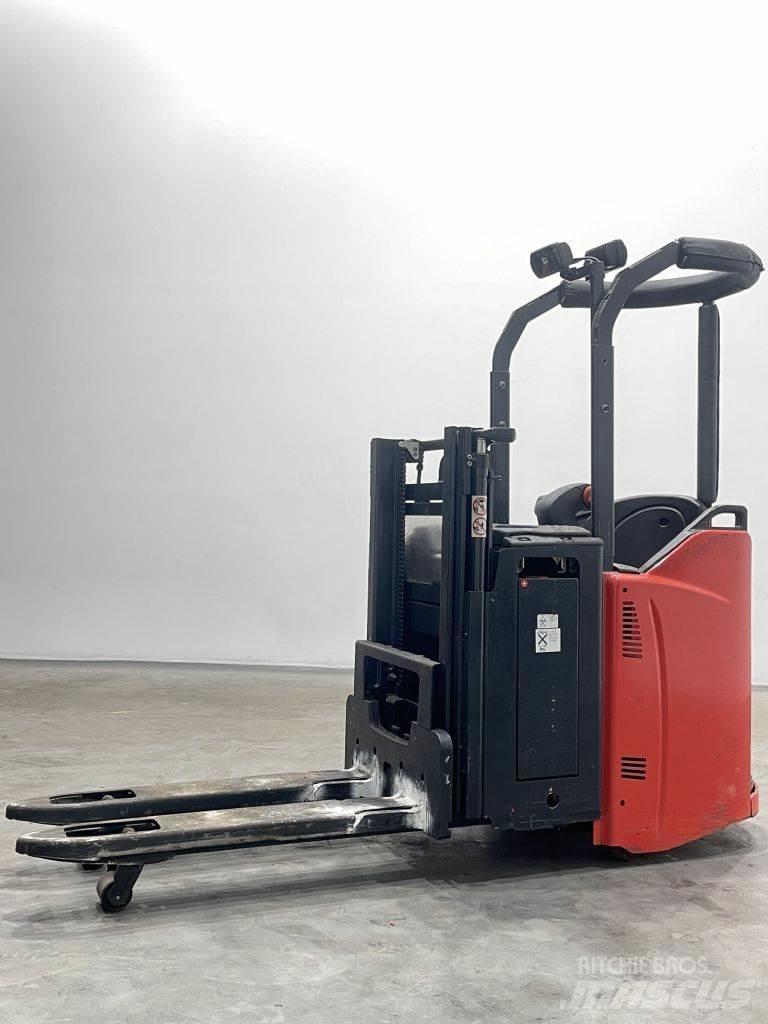 Linde D12SP-133 行走控制式堆積機