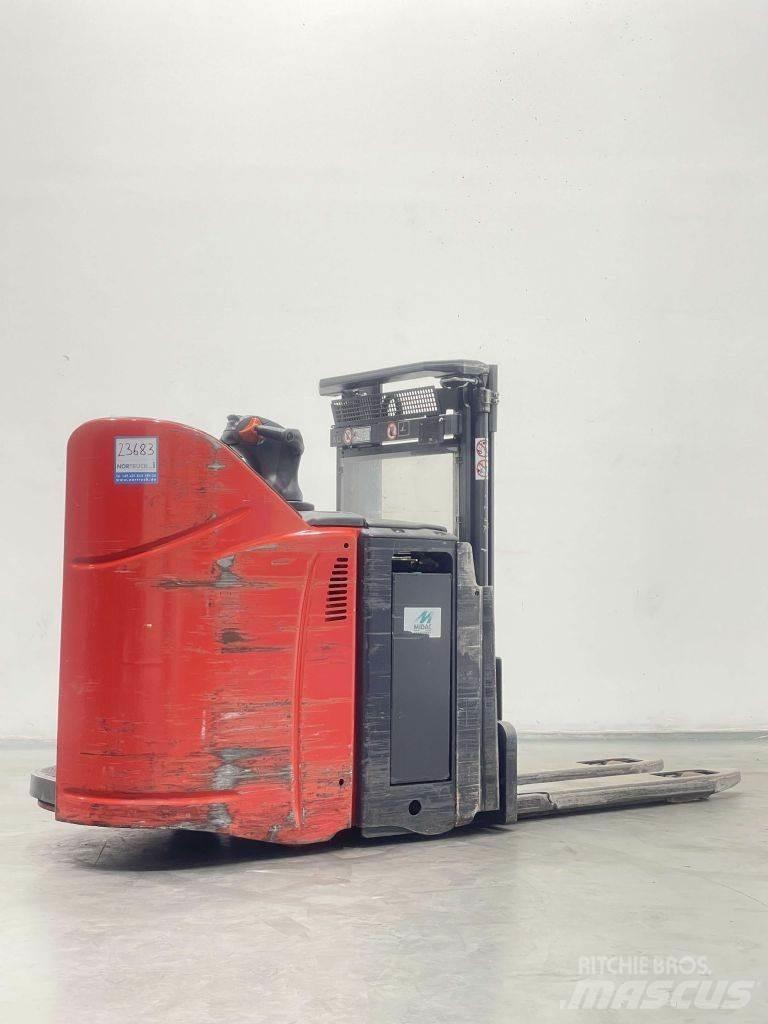 Linde D12SP-133 行走控制式堆積機