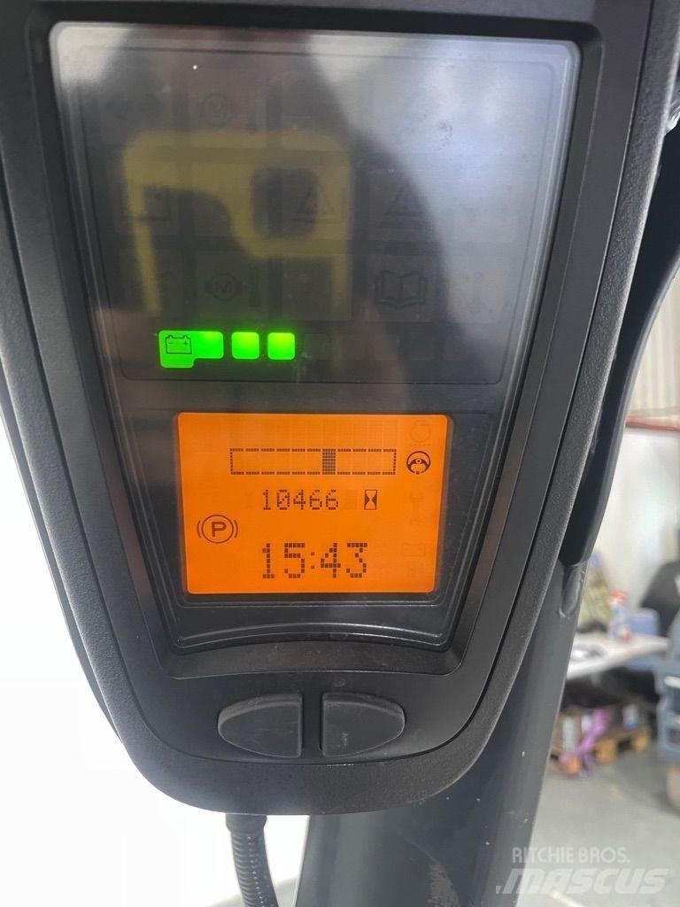 Linde E16L-386-EVO 電動堆高機