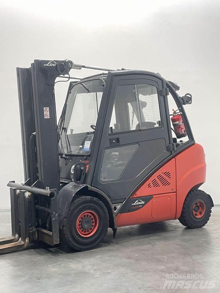 Linde H25D-02/600-393 柴油卡車