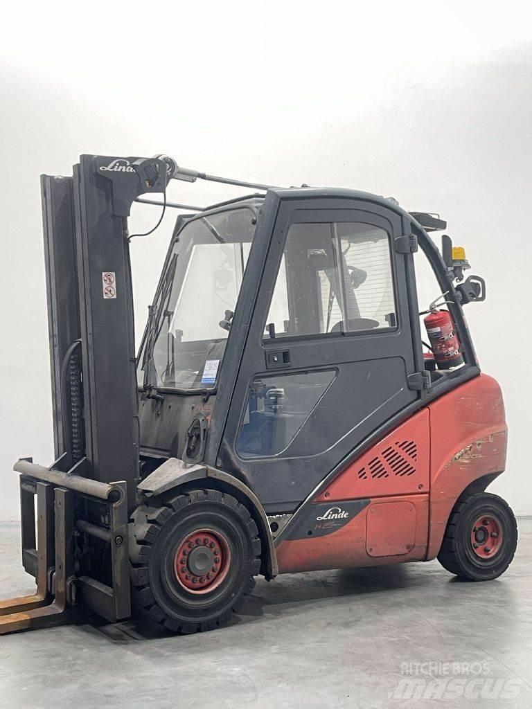 Linde H25D-02/600-393 柴油卡車