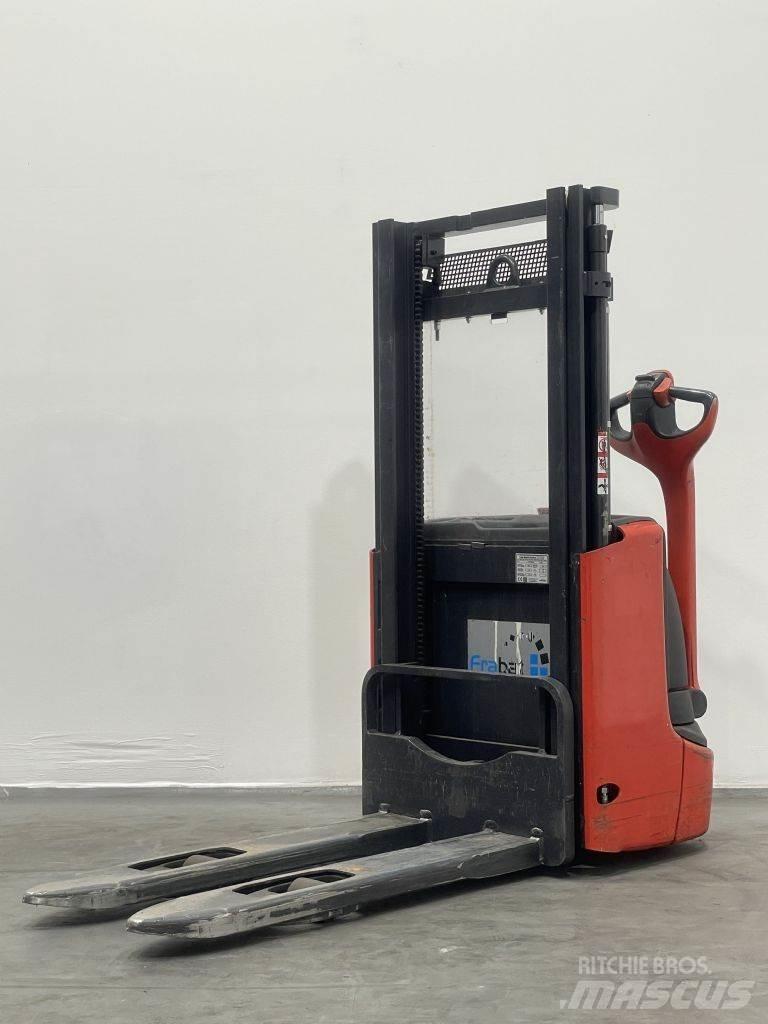 Linde L10 行走控制式堆積機