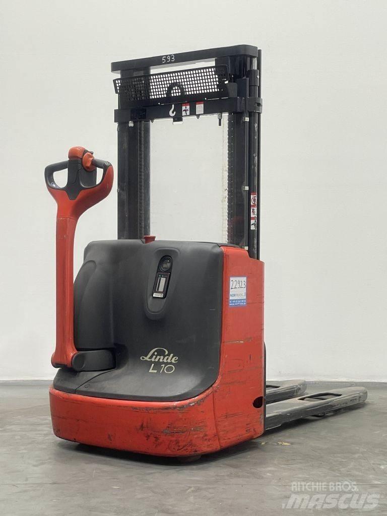 Linde L10 行走控制式堆積機