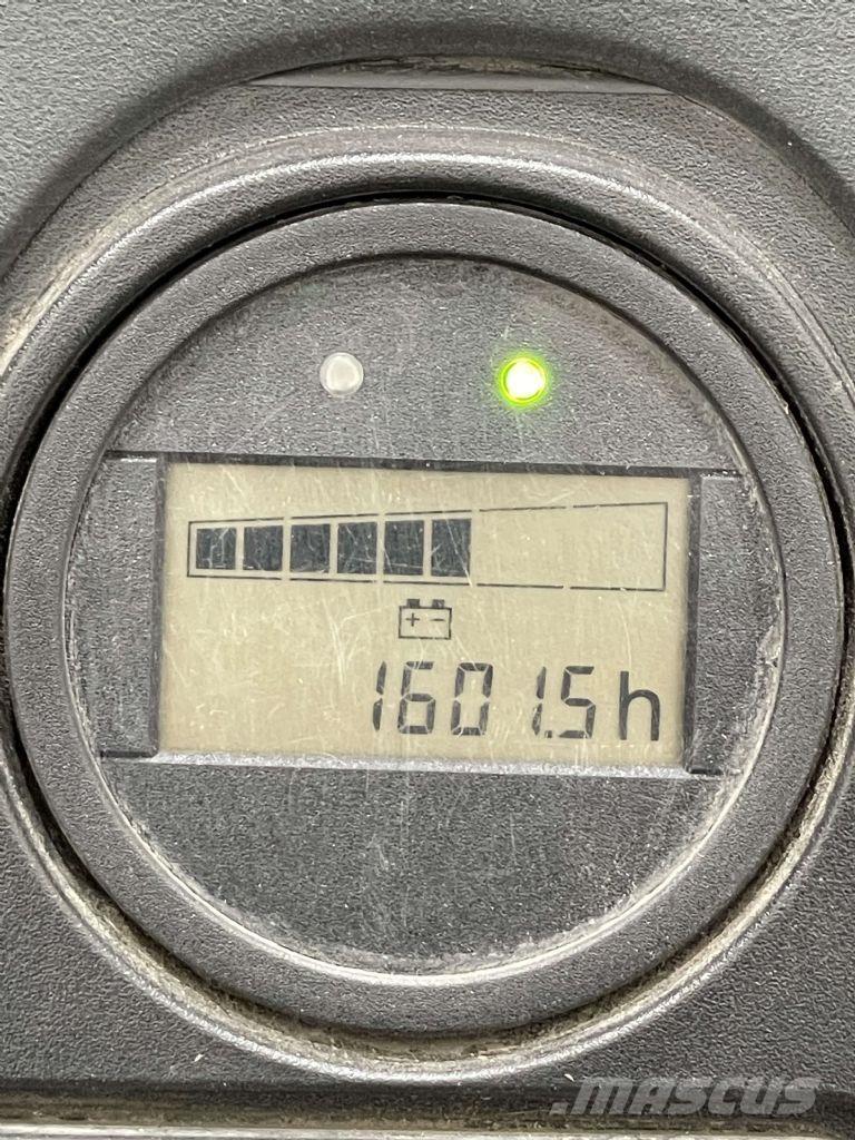 Linde L10-1172 行走控制式堆積機