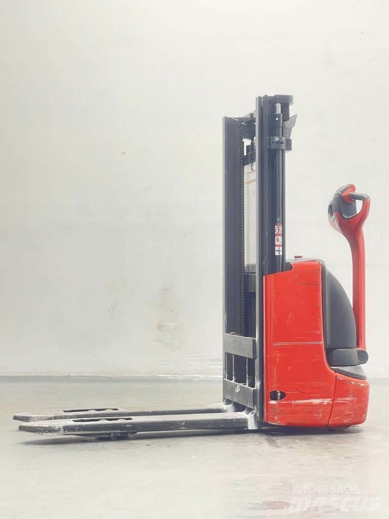 Linde L10B-1172 行走控制式堆積機
