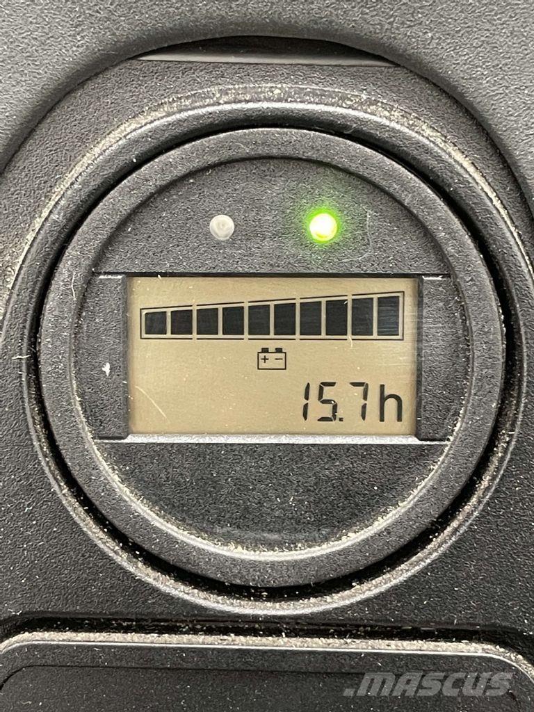 Linde L10B-1172 行走控制式堆積機